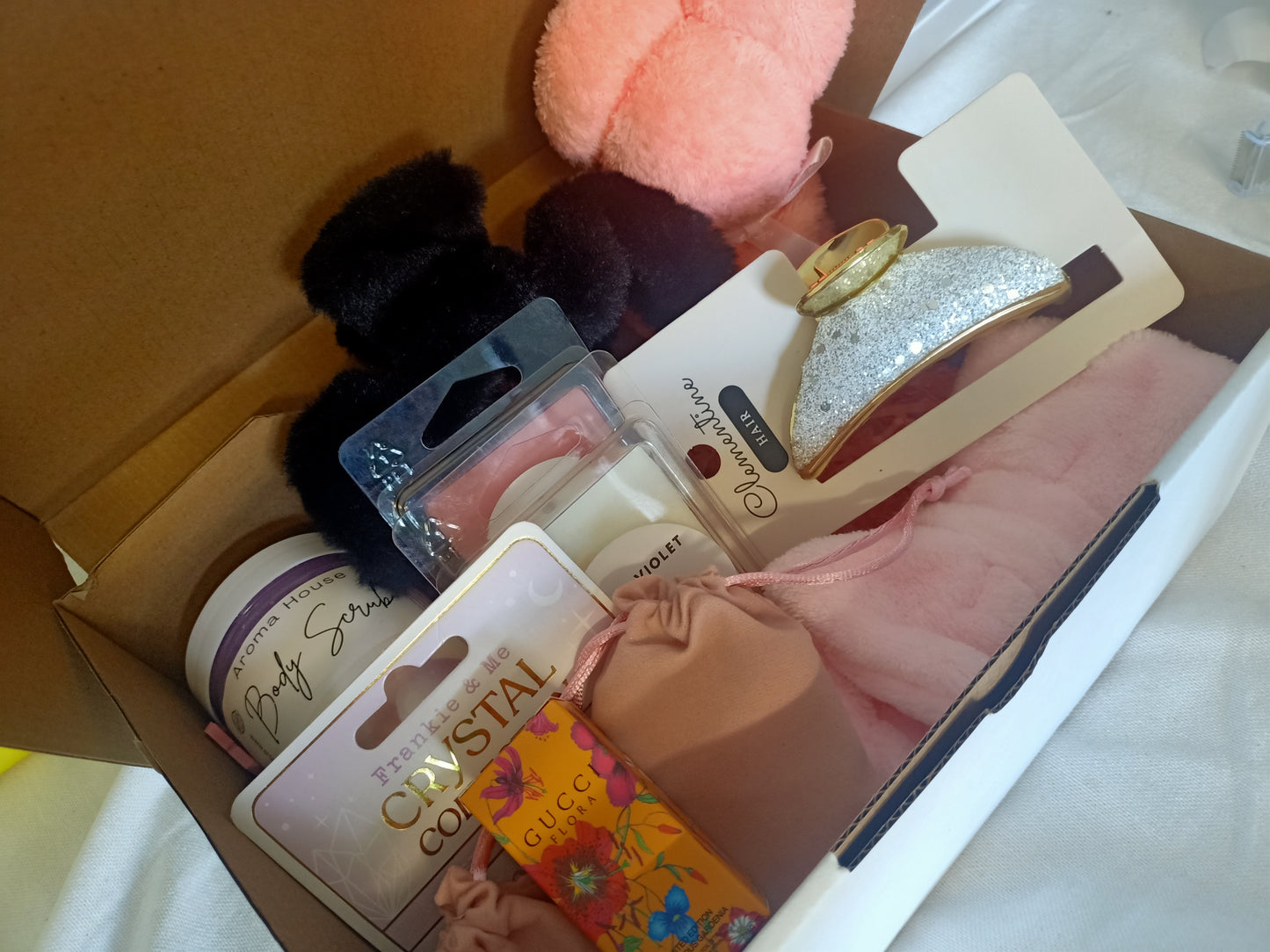 ✨ Gift Mystery Boxes ✨